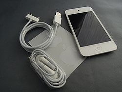 iPod Touch 4G (8GB)