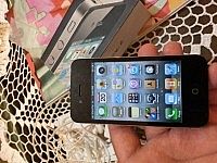 iPhone 4 (16GB)