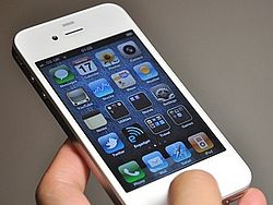 Apple iPhone 4S