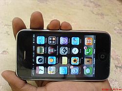 iPhone 3GS (16GB)