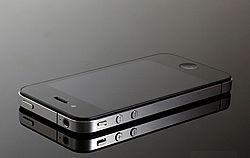 iPhone 4 (16GB)